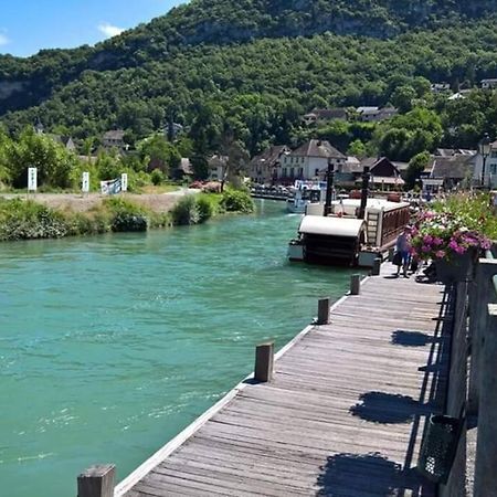 Le Portougais, Chalet A Chanaz, La Petite Venise Savoyarde 외부 사진