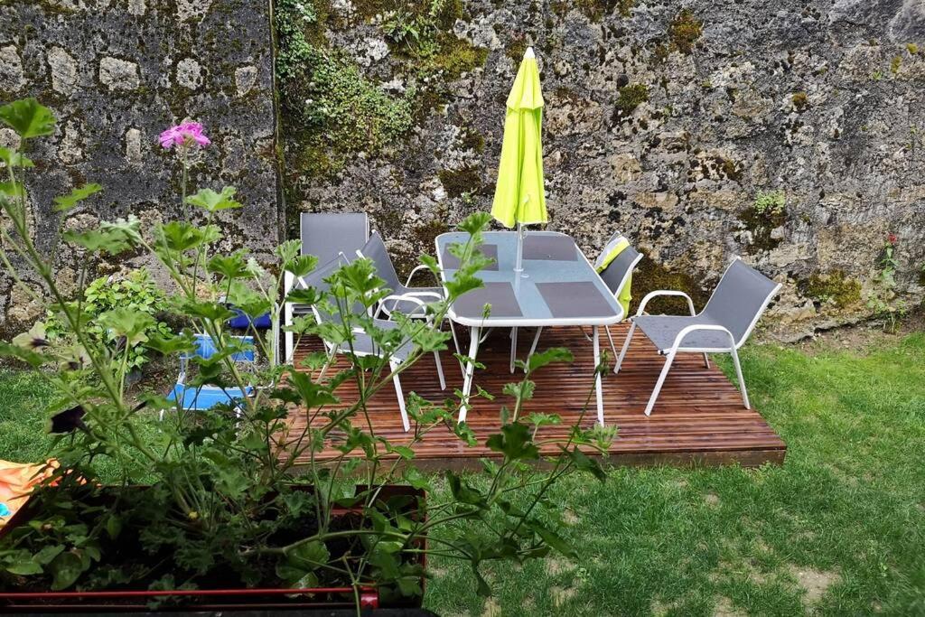 Le Portougais, Chalet A Chanaz, La Petite Venise Savoyarde 외부 사진