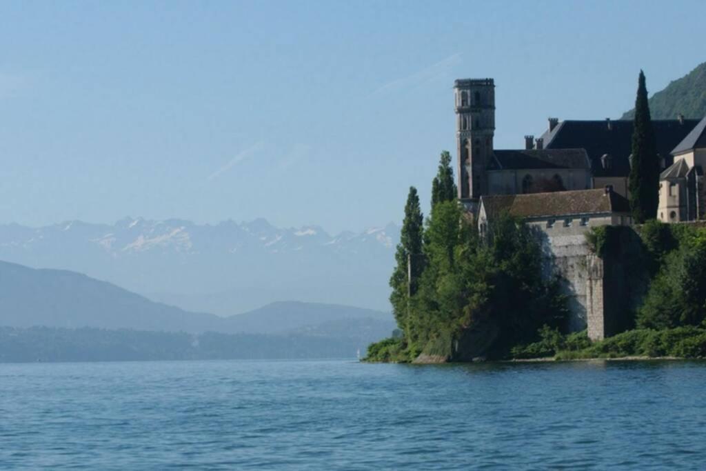 Le Portougais, Chalet A Chanaz, La Petite Venise Savoyarde 외부 사진
