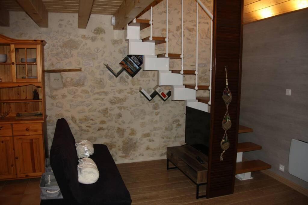 Le Portougais, Chalet A Chanaz, La Petite Venise Savoyarde 외부 사진